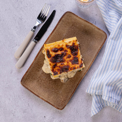 THE-SORBUS-TREE-BISTRO-DINNING-AT-HOME-AND-OUTSIDE-CATERING-RUTHIN-DENBIGHSHIRE-NORTHWALES-DELIVERY-COLLECTION-MAINS-CHICKEN-PANCETTA-SPINACH-MUSHROOM-LASAGNE