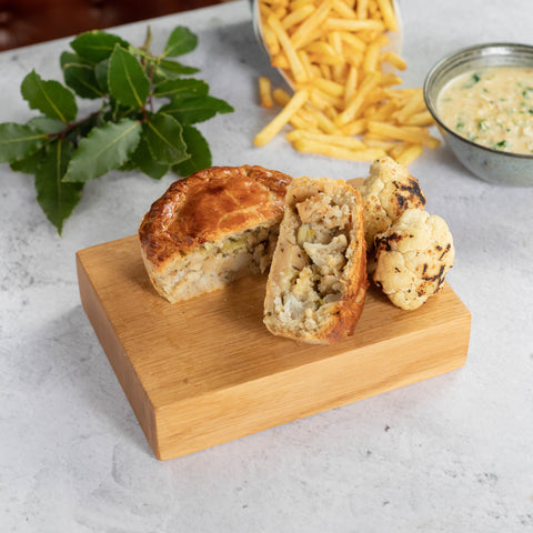 THE-SORBUS-TREE-BISTRO-DINNING-AT-HOME-AND-OUTSIDE-CATERING-RUTHIN-DENBIGHSHIRE-NORTHWALES-DELIVERY-COLLECTION-MAINS-CAULIFLOWER-LEEK-POTATO-TINTERN-CHEESE-PIE